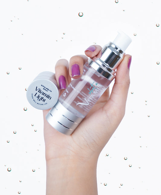 Vitamin Light (Alpha-arbutin, Glycolic Acid & Hyaluronic Acid Serum) - whatavitamin